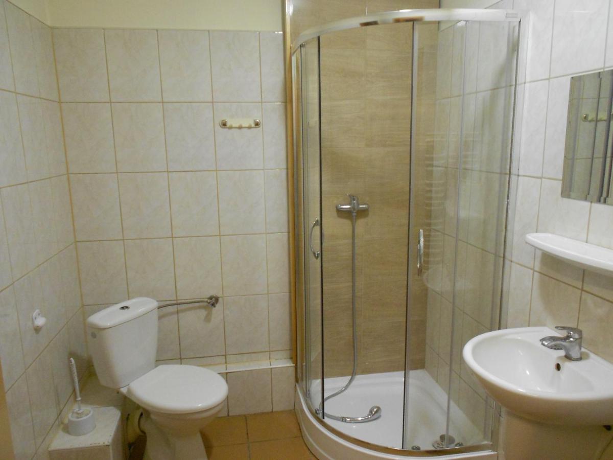 Hostel "Na Bocianowie" Bydgoszcz Exteriör bild