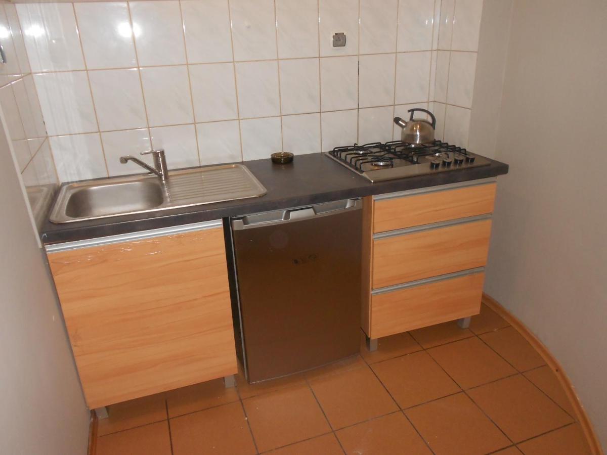 Hostel "Na Bocianowie" Bydgoszcz Exteriör bild