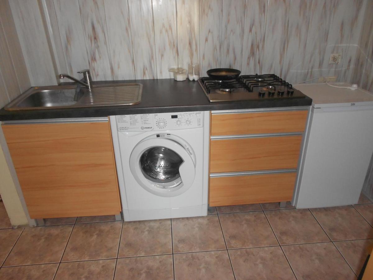 Hostel "Na Bocianowie" Bydgoszcz Exteriör bild