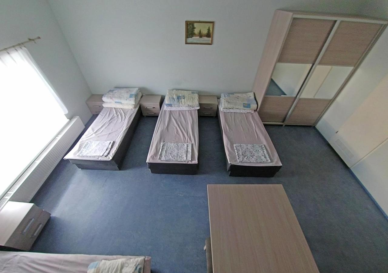 Hostel "Na Bocianowie" Bydgoszcz Exteriör bild