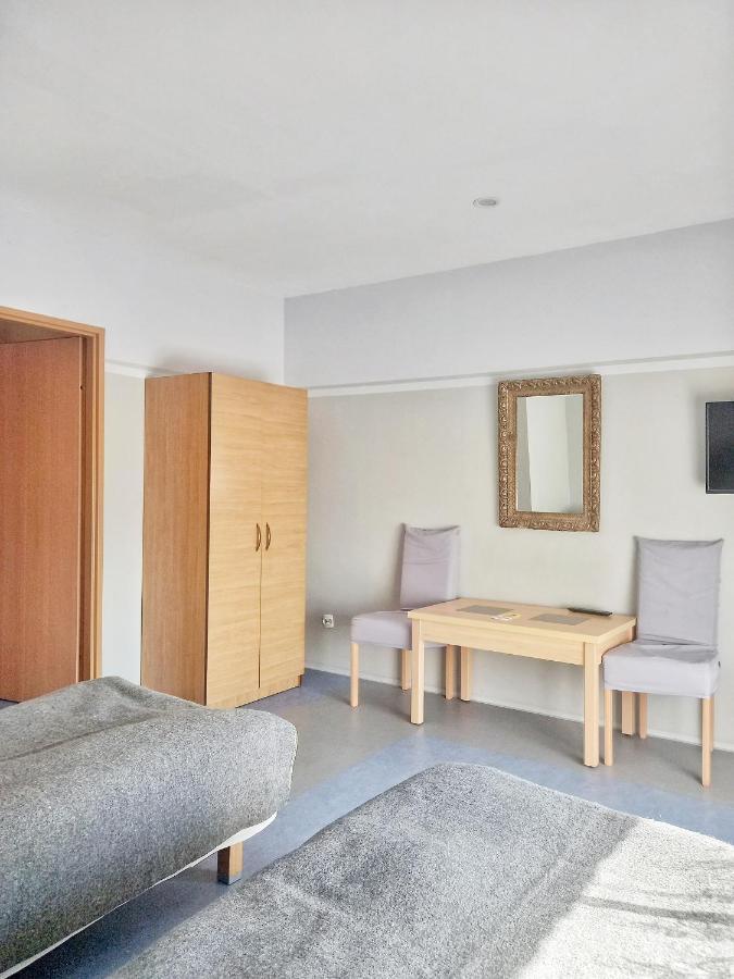 Hostel "Na Bocianowie" Bydgoszcz Exteriör bild