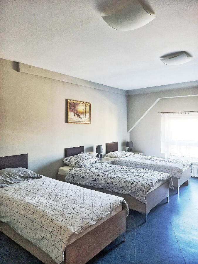 Hostel "Na Bocianowie" Bydgoszcz Exteriör bild